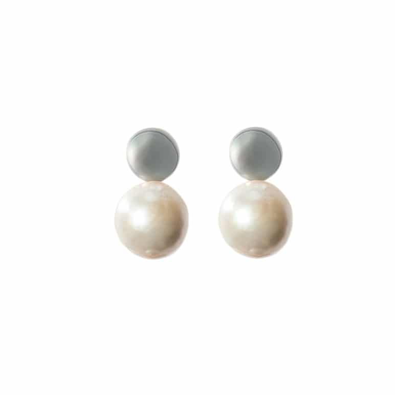 Alisio Edison Pearl Stud Earrings