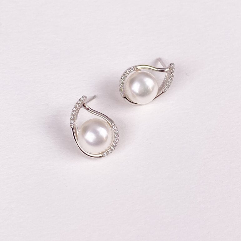 Pendientes Esencia con perlas