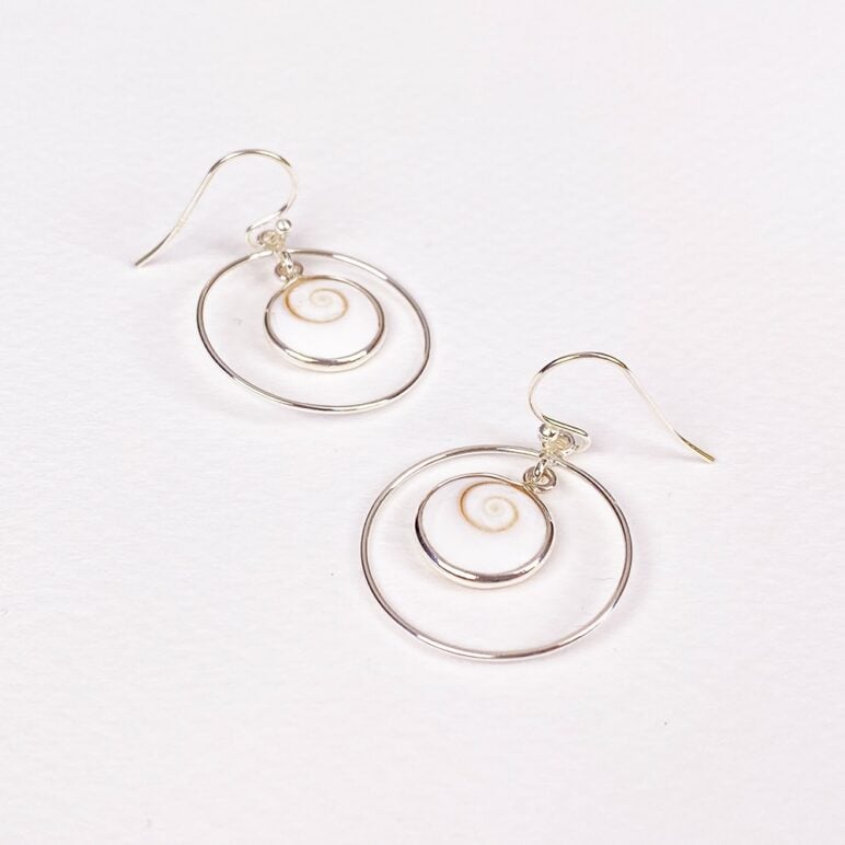 Pendientes Bali de concha