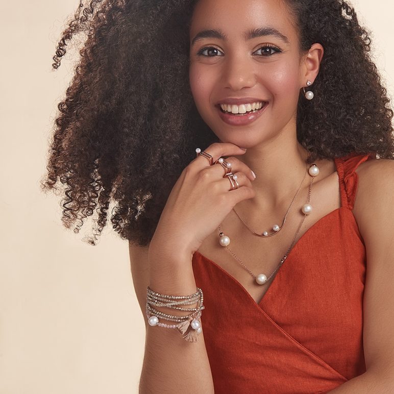 Gold Luna Pearl Bracelet/Necklace