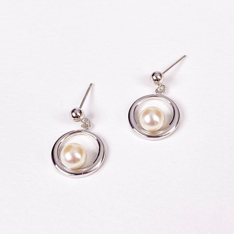 Pendientes Esencia con perlas