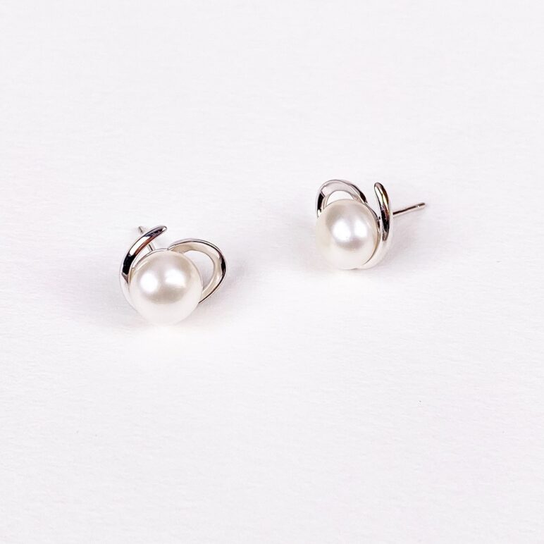 Pendientes Esencia con perlas