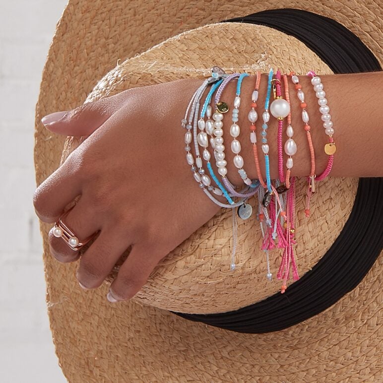 Peony Joy Pearl Bracelet
