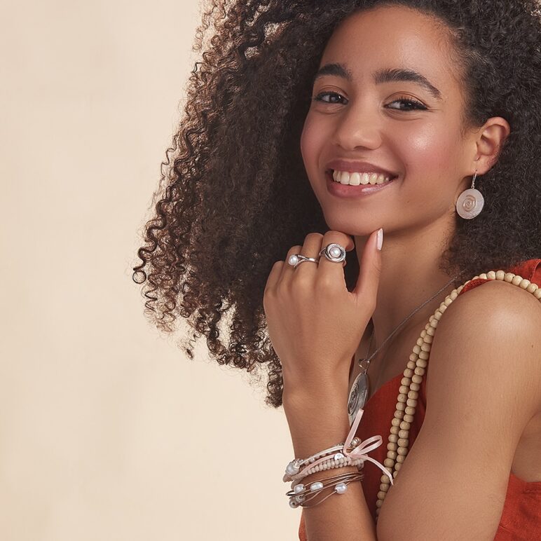 Gold Calima Multi-Pearl Bracelet