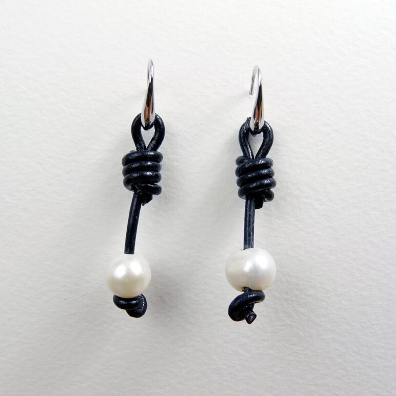 Black Calima Pearl Earrings