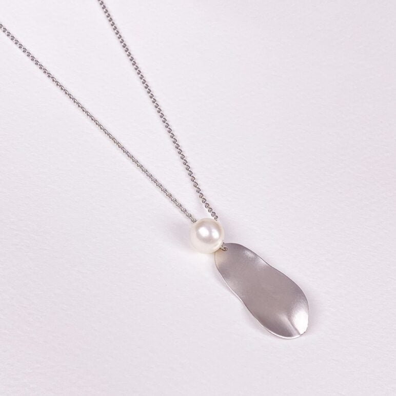 Colgante Faro con perla