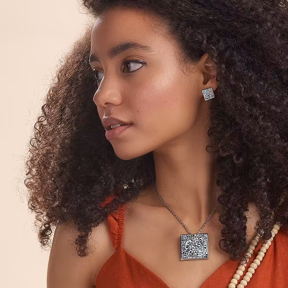 Solera Mother of Pearl Square Stud Earrings