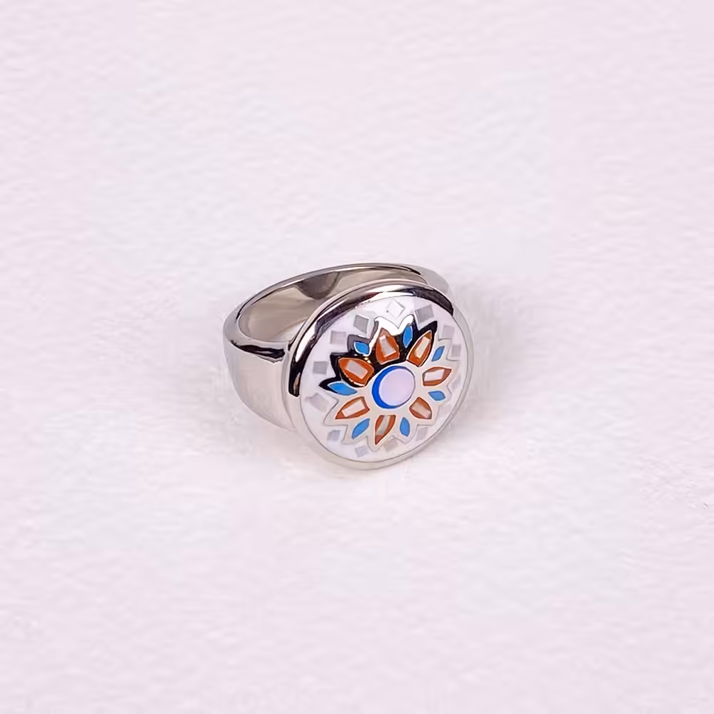 Solera Mother of Pearl Ring