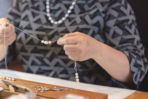Workshop Pearl Stringing